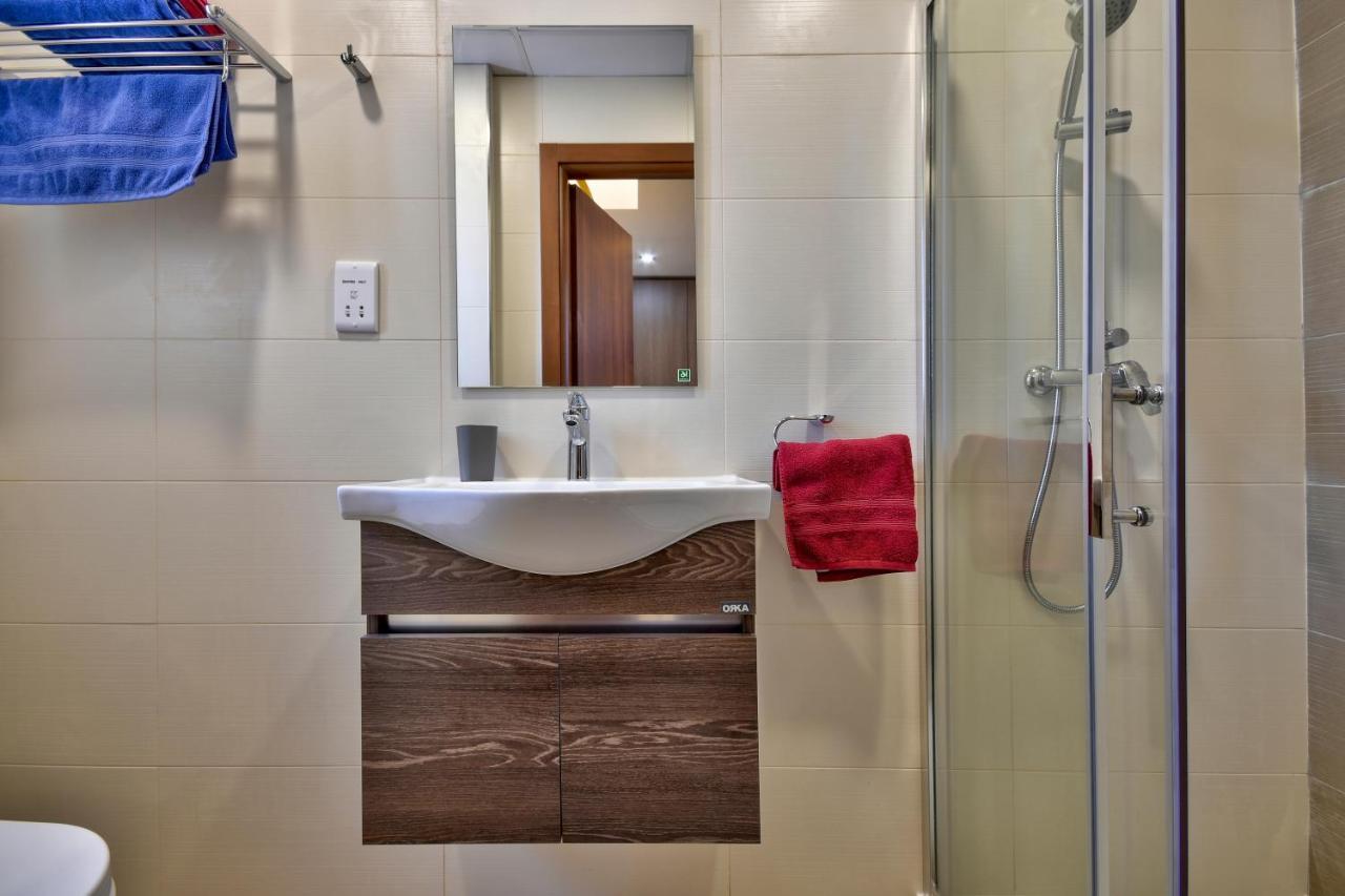 Central Suites St. Julian'S المظهر الخارجي الصورة